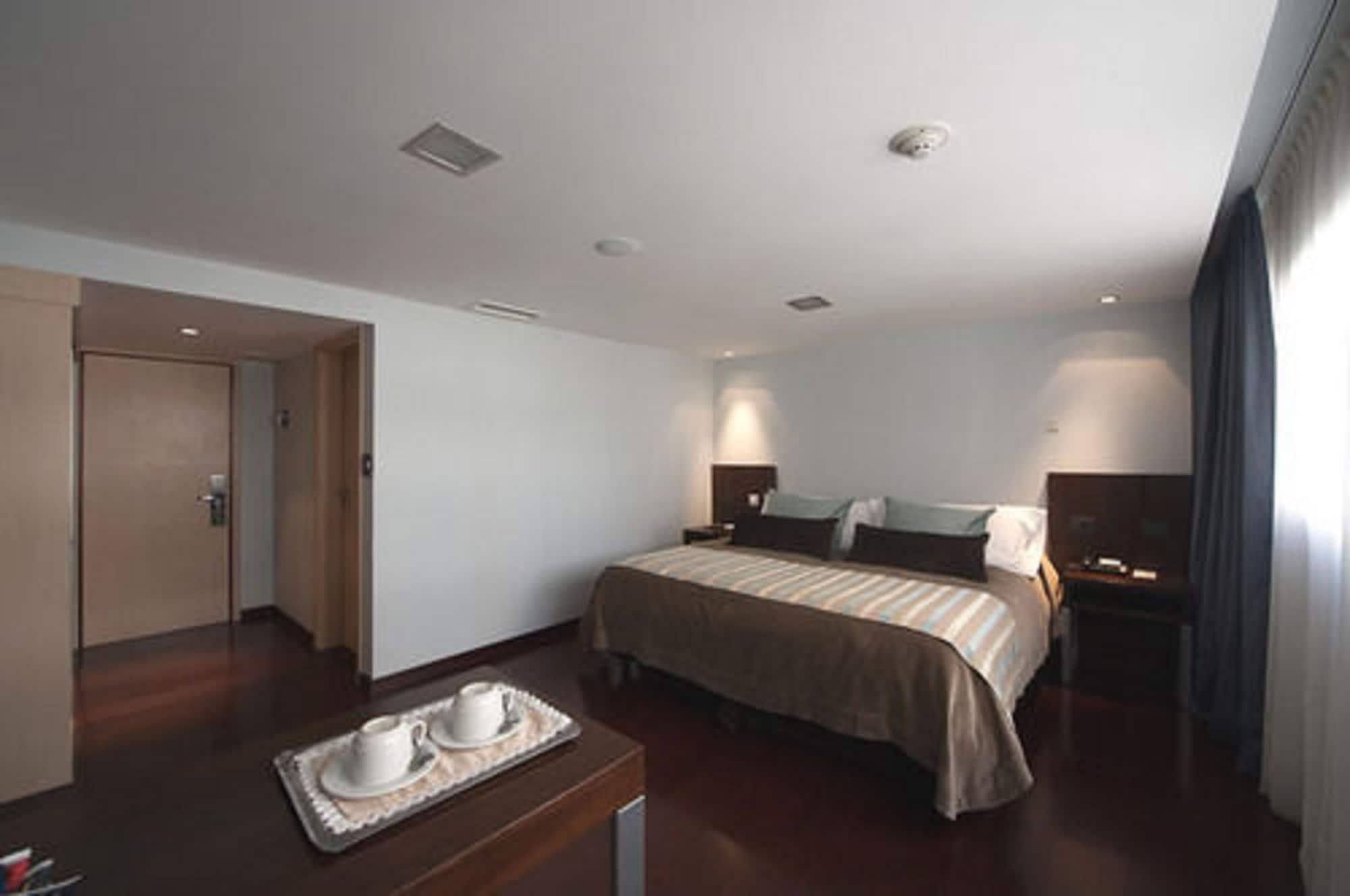 רוסאריו Ariston Hotel מראה חיצוני תמונה