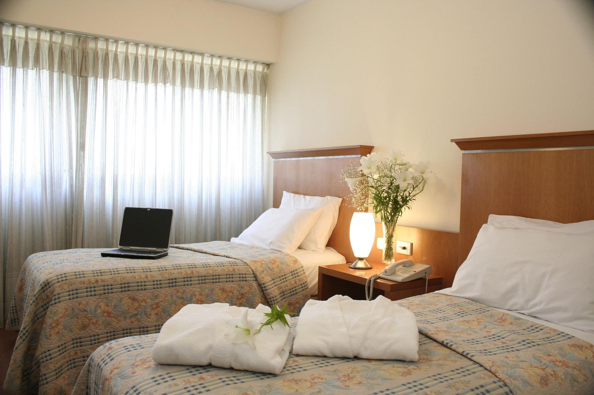 רוסאריו Ariston Hotel מראה חיצוני תמונה